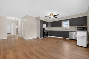 396 Pasadena Ave, Columbus, OH 43228 - Photo 13