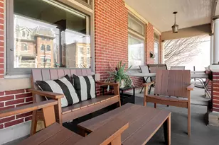 239 Buttles Ave, Columbus, OH 43215 - Photo 3