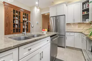 239 Buttles Ave, Columbus, OH 43215 - Photo 15