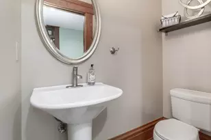 239 Buttles Ave, Columbus, OH 43215 - Photo 21