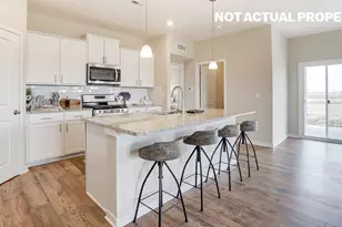 737 Maria Dr, Plain City, OH 43064 - Photo 9