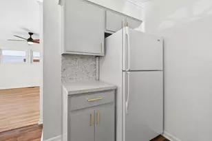 952 Minerva Ave, Columbus, OH 43229 - Photo 13