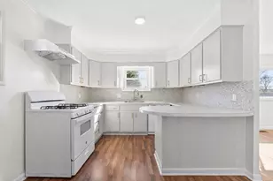 952 Minerva Ave, Columbus, OH 43229 - Photo 11