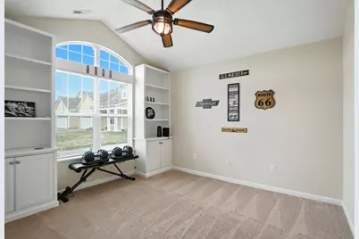 610 Newport Lane, Buckeye Lake, OH 43008 - Photo 11