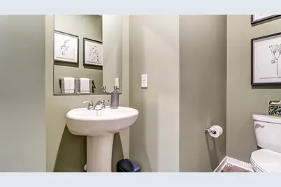 1375 Hansberry Drive, Lithopolis, OH 43136 - Photo 13