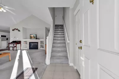 7858 Meadowlark Lane N, Reynoldsburg, OH 43068 - Photo 3