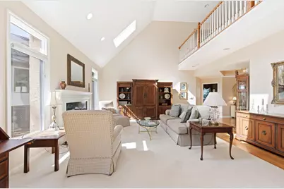 4219 Bibury Court, Columbus, OH 43221 - Photo 9