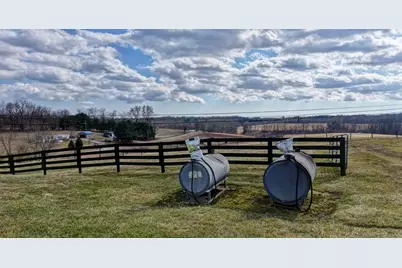 6040 Pinecrest Drive, Zanesville, OH 43701 - Photo 15