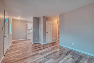 2735 Joyce Ave, Columbus, OH 43211 - Photo 3