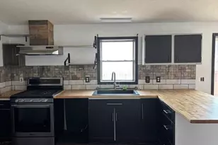 225 Pleasant Lee Dr, Heath, OH 43056 - Photo 5