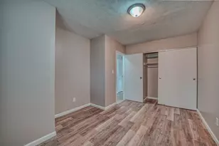 2735 Joyce Ave, Columbus, OH 43211 - Photo 15