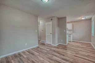 2735 Joyce Ave, Columbus, OH 43211 - Photo 5