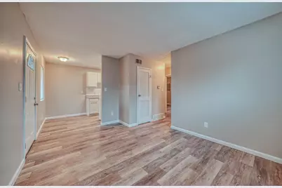 2735 Joyce Avenue #D, Columbus, OH 43211 - Photo 3