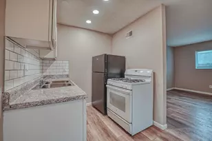 2735 Joyce Ave, Columbus, OH 43211 - Photo 7