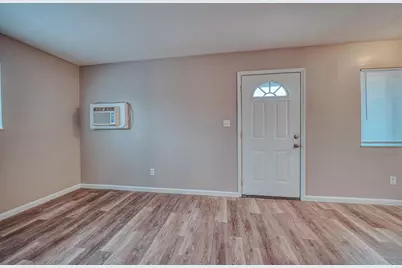 2735 Joyce Avenue #D, Columbus, OH 43211 - Photo 5