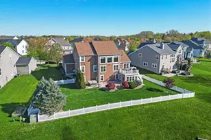 3311 McCammon Estates Dr, Lewis Center, OH 43035 - Photo 13