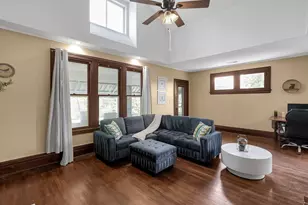 366 Berkeley Rd, Columbus, OH 43205 - Photo 5