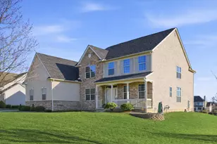 8921 Laurel Way, Pickerington, OH 43147 - Photo 5