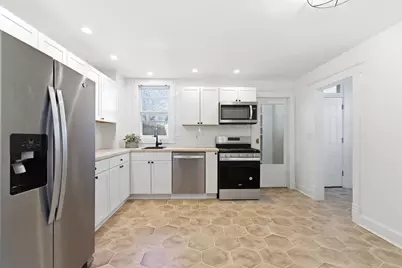 210 E Blake Avenue, Columbus, OH 43202 - Photo 23