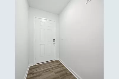 3057 Lamptonridge Drive, Columbus, OH 43232 - Photo 5