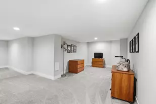 124 Mainsail Dr, Westerville, OH 43081 - Photo 35