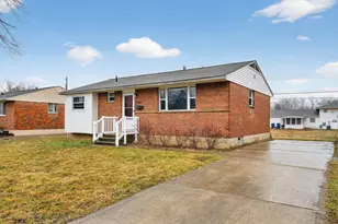 1642 Marina Dr, Columbus, OH 43219 - Photo 1