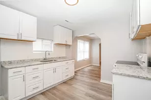 2864 E 10th Ave, Columbus, OH 43219 - Photo 7