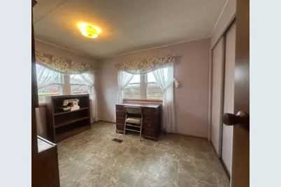 915 Charles Street, Logan, OH 43138 - Photo 15