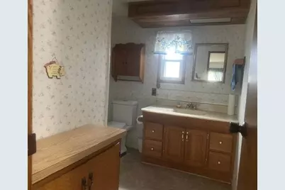 915 Charles Street, Logan, OH 43138 - Photo 13
