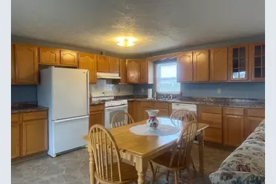 915 Charles Street, Logan, OH 43138 - Photo 13