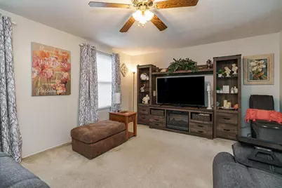 2908 Renfro Road, Columbus, OH 43232 - Photo 3