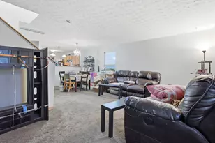 4711 Lyndenhall Dr, Columbus, OH 43207 - Photo 3