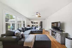 1448 Clubview Blvd N, Columbus, OH 43235 - Photo 21