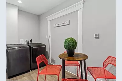 387 E 17th Avenue, Columbus, OH 43201 - Photo 7