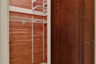 27 E Dunedin Rd, Columbus, OH 43214 - Photo 37