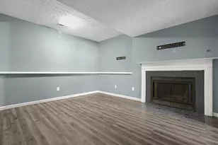 381 Chatterly Ln, Columbus, OH 43207 - Photo 27