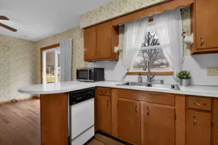 1382 Sherwood Downs E, Newark, OH 43055 - Photo 13