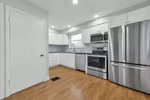 2375 Swansea Rd, Columbus, OH 43221 - Photo 11