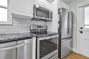 2375 Swansea Rd, Columbus, OH 43221 - Photo 9