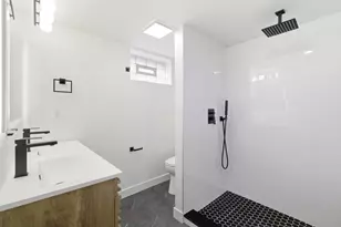 978 E N Broadway St, Columbus, OH 43224 - Photo 33