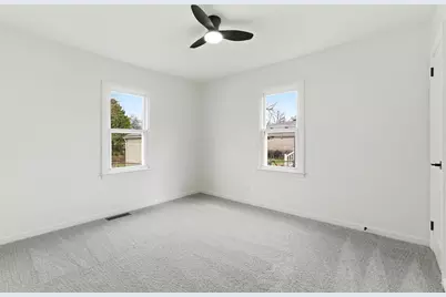 978 E North Broadway Street, Columbus, OH 43224 - Photo 19