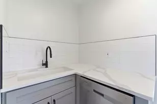 5308 Fullerton Dr, Columbus, OH 43232 - Photo 15