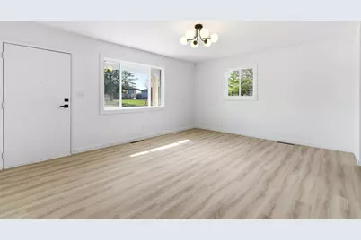 5308 Fullerton Drive, Columbus, OH 43232 - Photo 9