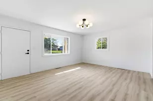 5308 Fullerton Dr, Columbus, OH 43232 - Photo 9