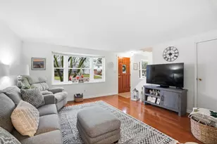 417 Revere Ct, Columbus, OH 43228 - Photo 5