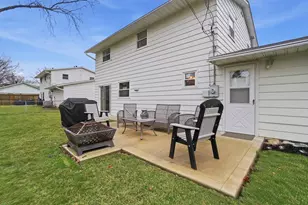 417 Revere Ct, Columbus, OH 43228 - Photo 33