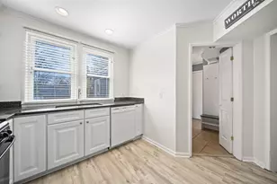 587 Kenbrook Dr, Worthington, OH 43085 - Photo 13