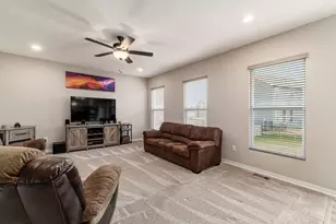 33 Erin Hls Rd, Commercial Point, OH 43116 - Photo 23