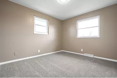 1364 Roberts Place, Columbus, OH 43207 - Photo 11