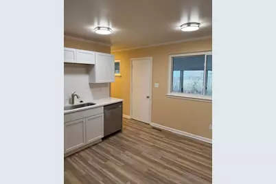 1743 Kermit Avenue, Columbus, OH 43207 - Photo 3